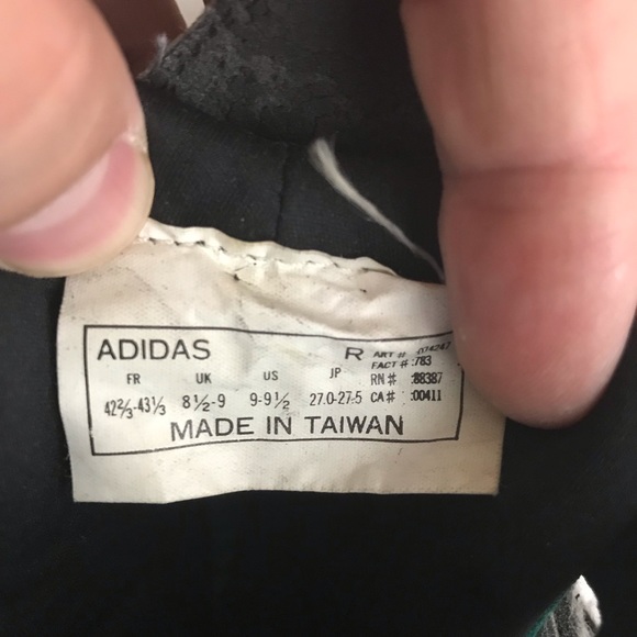 Adidas equipment vintage men’s hiking shoes size 9 - Picture 8 of 8